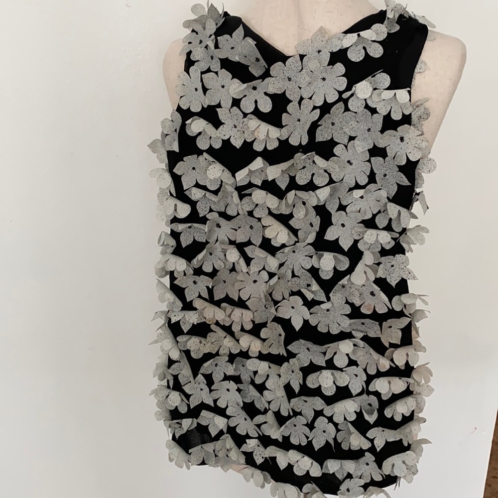 Isabel Garreton girls Flower dress size 4
